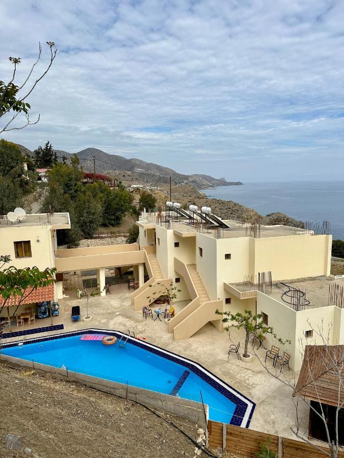 Sfinias Apartments Kaloi Limenes Exterior foto