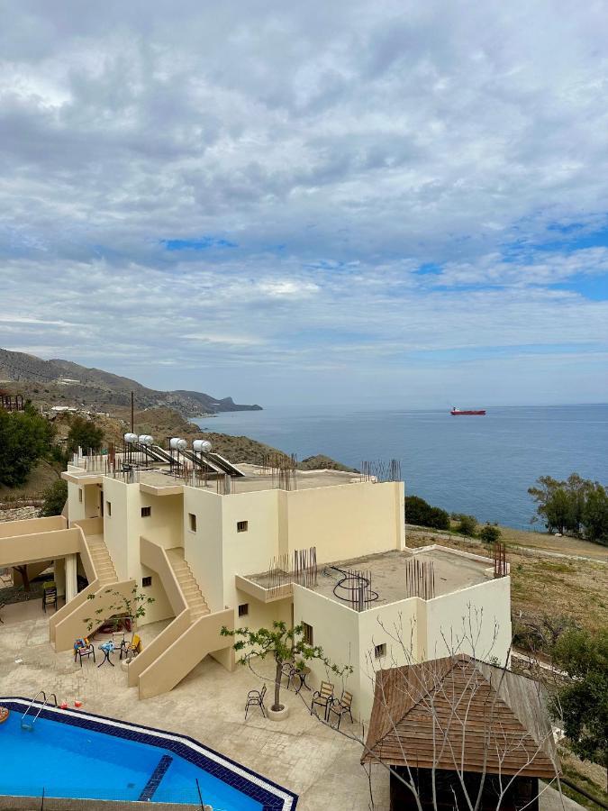 Sfinias Apartments Kaloi Limenes Exterior foto