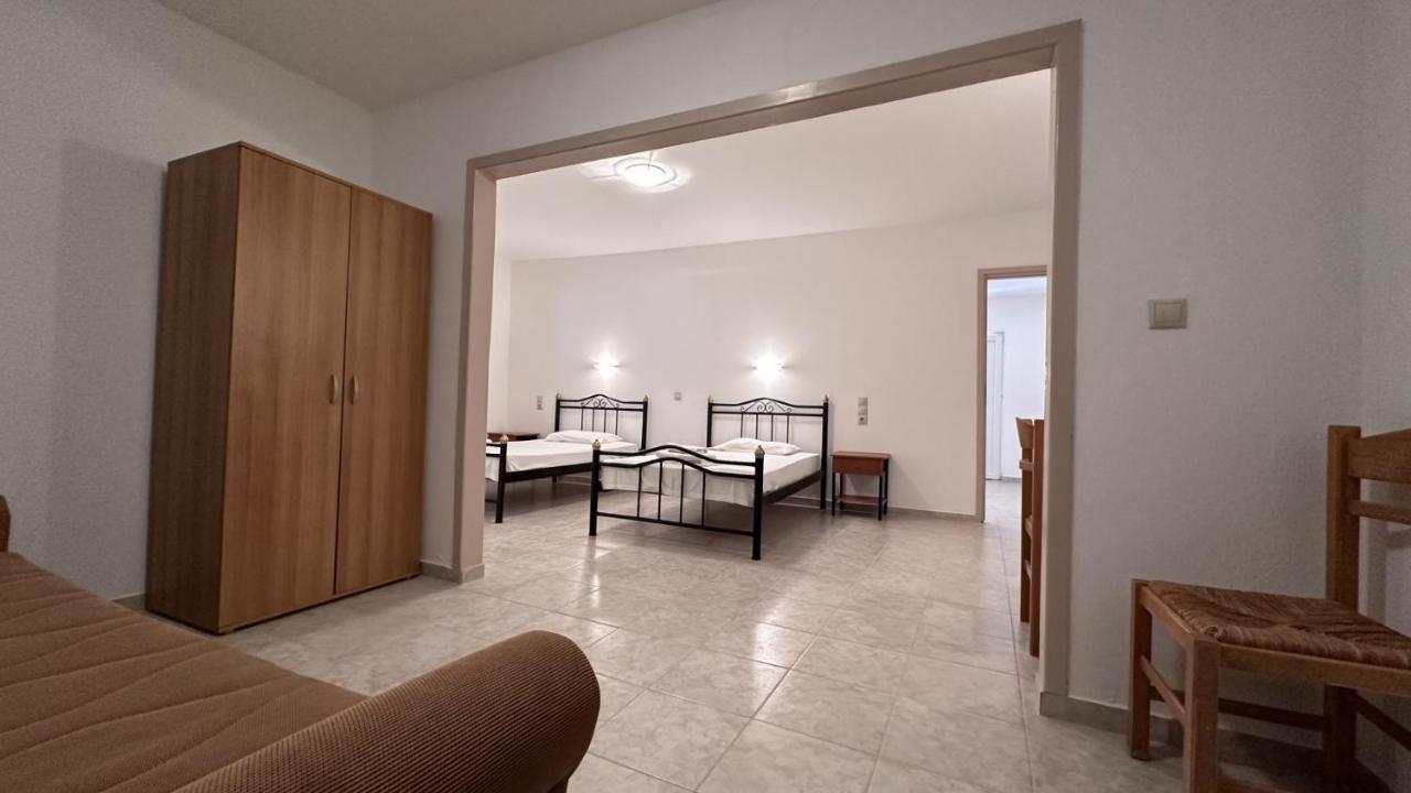 Sfinias Apartments Kaloi Limenes Exterior foto