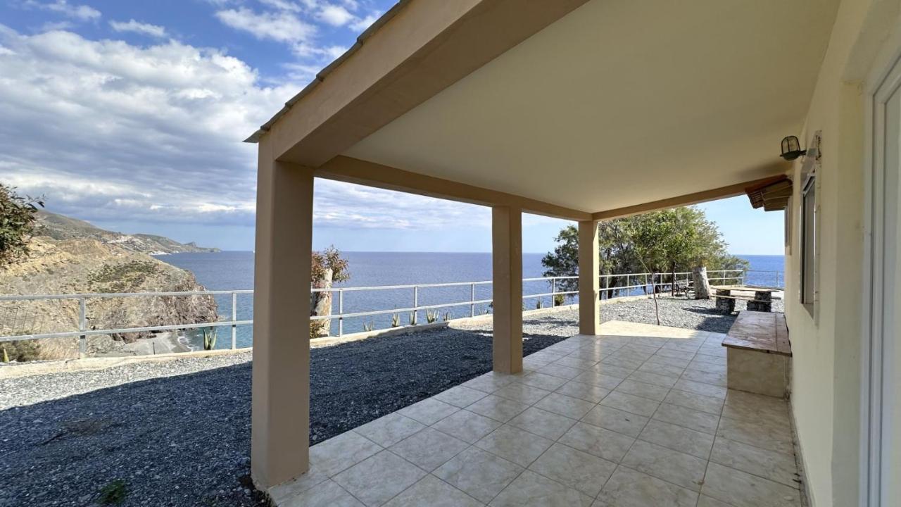 Sfinias Apartments Kaloi Limenes Exterior foto