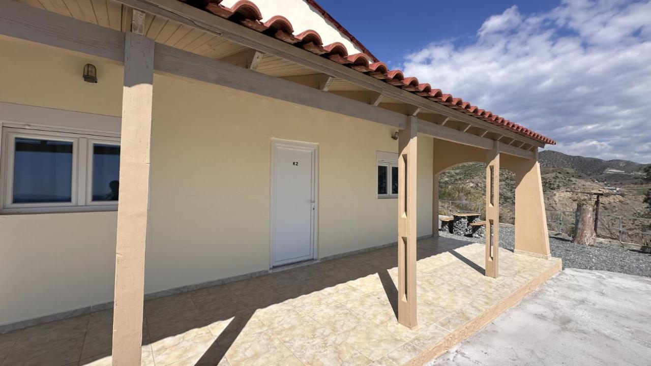 Sfinias Apartments Kaloi Limenes Exterior foto