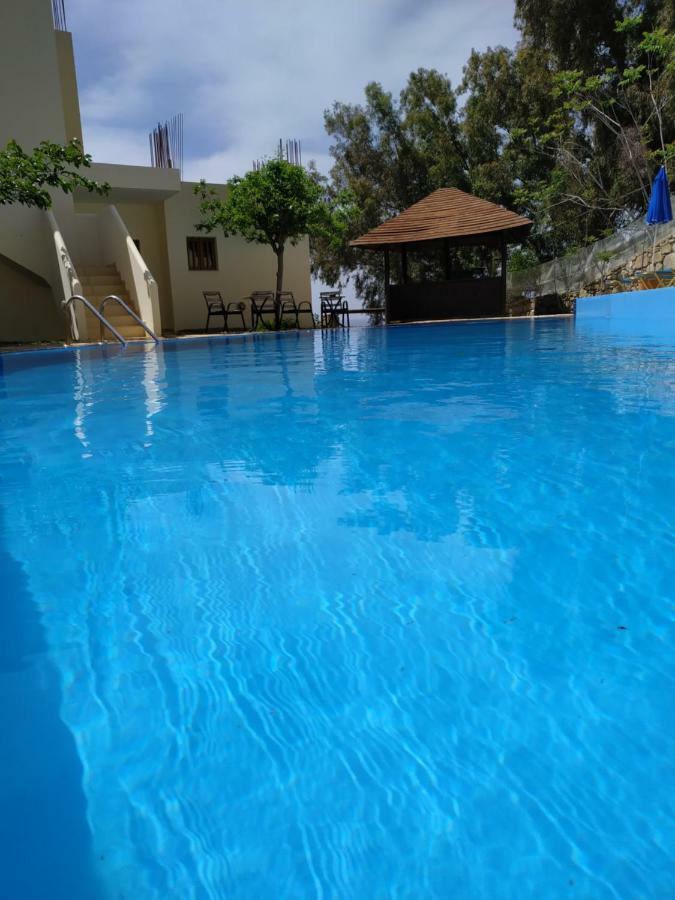 Sfinias Apartments Kaloi Limenes Exterior foto